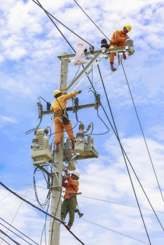 Làm việc trên cao